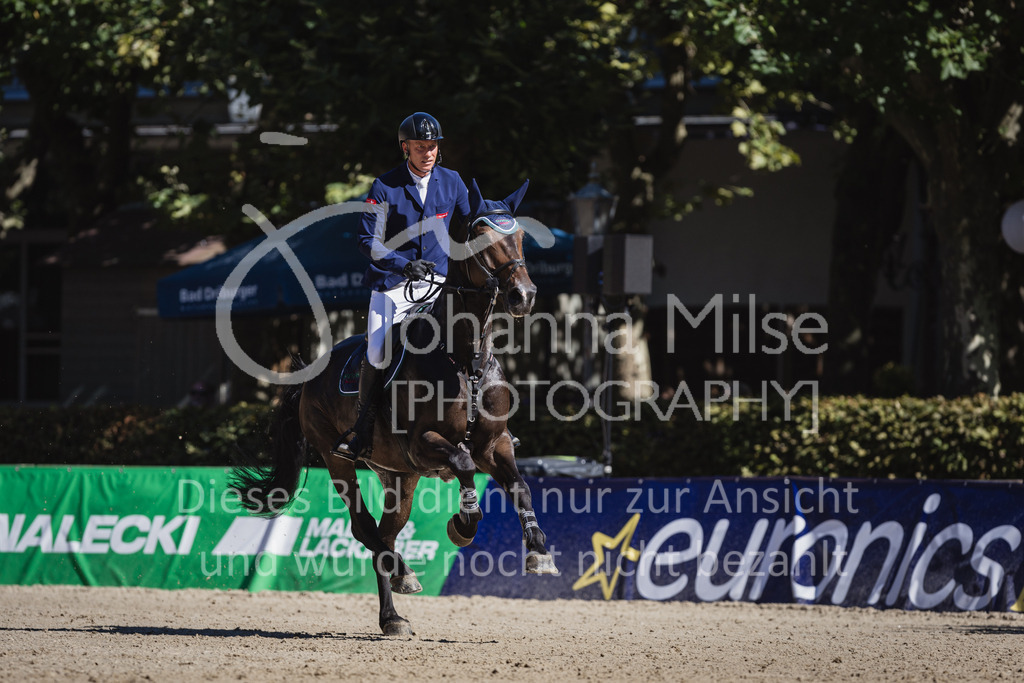 230908_OWLCh_LargeTour-426 | Deine schönsten Turniermomente als professionelle Fotos! Entdecke hochwertige Pferdesport-Fotografie im Online-Shop. Jetzt Fotos finden & bestellen!