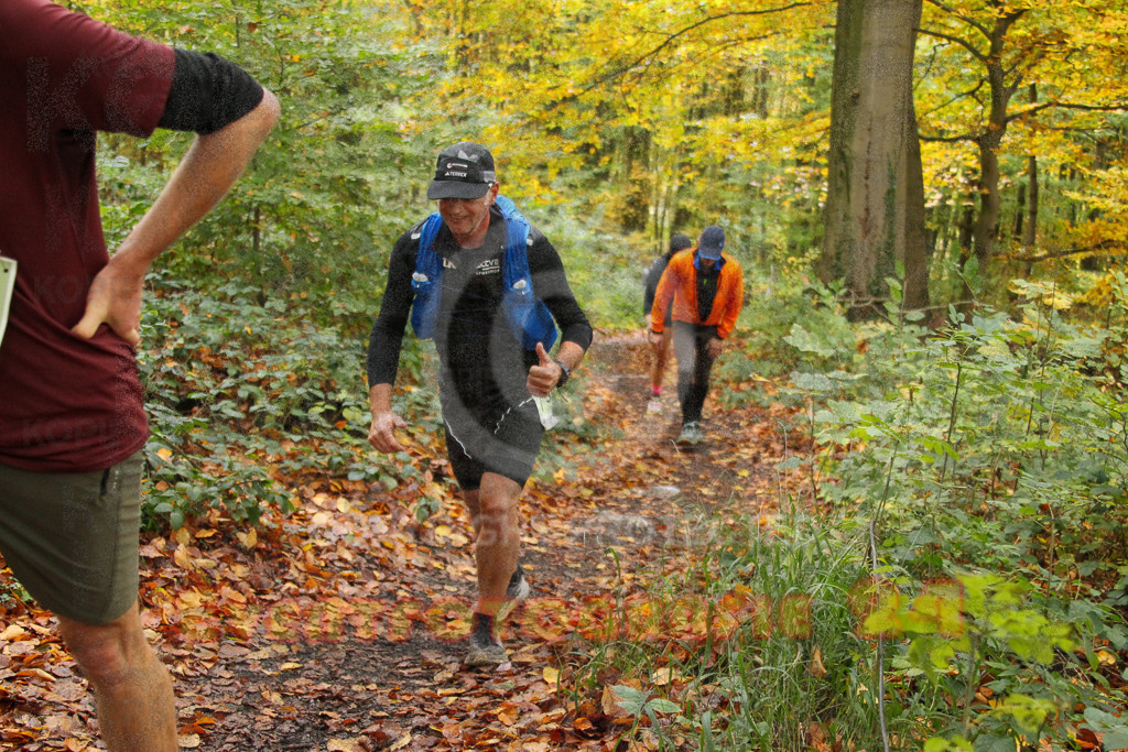 251026_1252_EV4_5992 | Sportfotografie im Rhein-Sieg Kreis, Köln, Bonn, NRW, Rheinland Pfalz, Hessen, etc. Unser Tätigkeitsfeld umfasst den Laufsport vom Volkslauf über den Marathon, Duathlon, Triathon bis zum Ultralauf wie Kölnpfad Ultra oder Schindertrail.