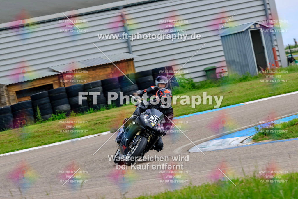 MotoTeam-8122 | Hier findet Ihr Bilder von Touristenfahrten auf der Nürburgring Nordschleife oder von anderen Veranstaltungen die ich besucht habe. Viel Spass beim Durch Schauen 