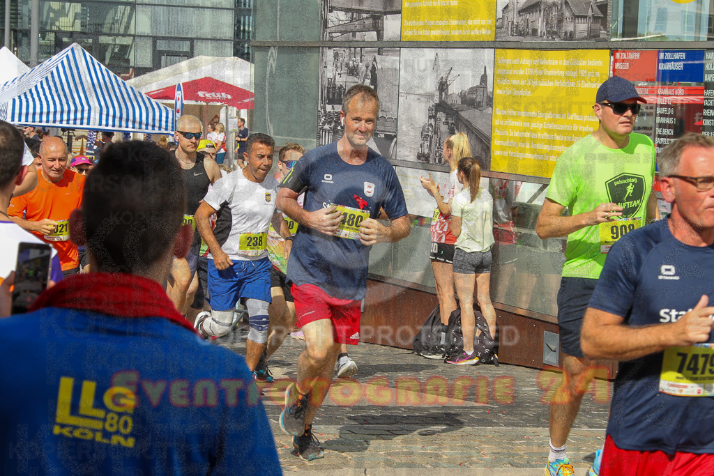 250920_1430_EV4_6978 | Sportfotografie im Rhein-Sieg Kreis, Köln, Bonn, NRW, Rheinland Pfalz, Hessen, etc. Unser Tätigkeitsfeld umfasst den Laufsport vom Volkslauf über den Marathon, Duathlon, Triathon bis zum Ultralauf wie Kölnpfad Ultra oder Schindertrail.