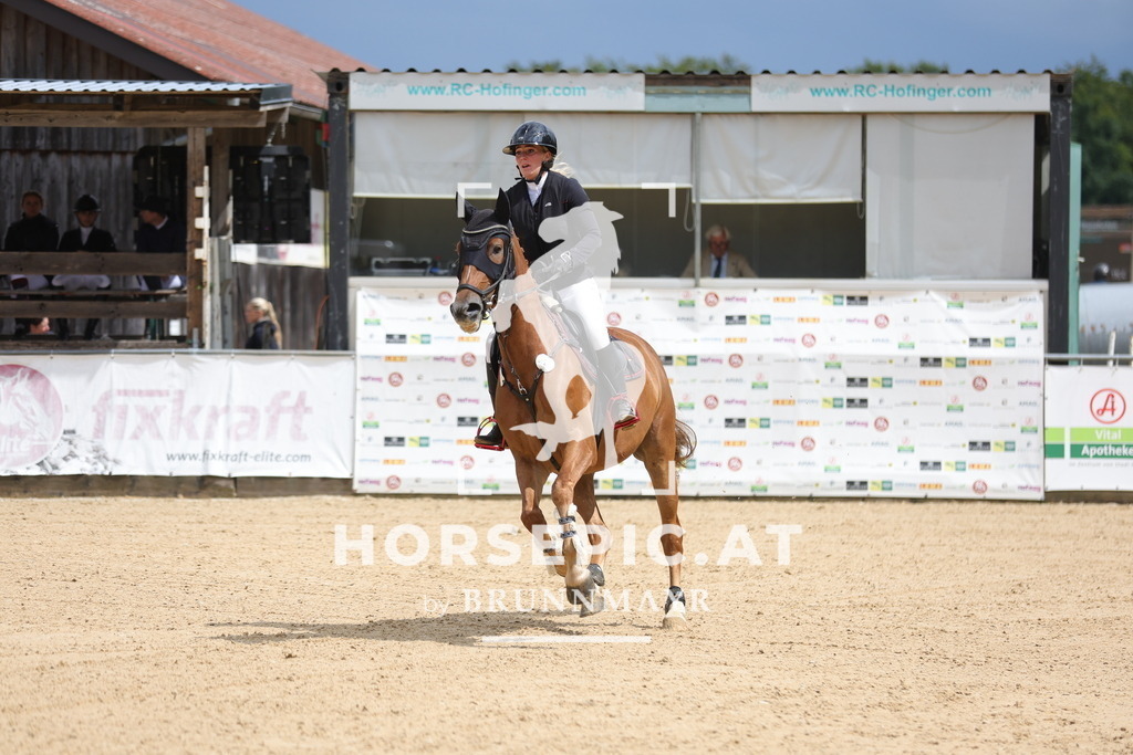 0P6A4289 | Willkommen bei Brunnmayr - Design & Fotografie – Ihrem Spezialisten für Reitturniere und Pferdeveranstaltungen in Oberösterreich, Salzburg und Bayern! Seit über 17 Jahren sind wir leidenschaftlich dabei.