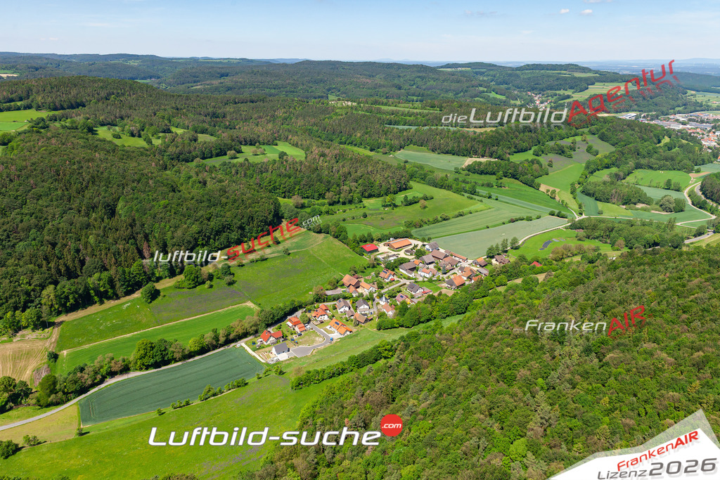 Das Luftbild der Stadt Krassach wurde 2019 vom Flugzeug heraus erstellt (keine Drohne) Aufnahmehöhe ca.400 Meter- hohe Auflösung- beste Druck-Qualität garantiert!