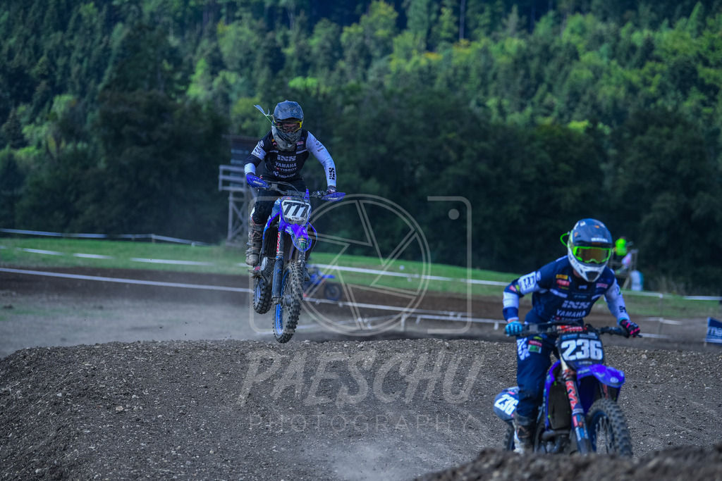 Yami (125) | Paeschuphoto Shop - Wer nicht sucht der auch nicht findet.Ob Motocrossbilder oder von einem besuchtem Spiel, Hauptsache Action. - Realisiert mit Pictrs.com