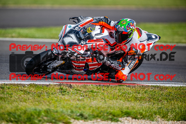 MaZZes_FotoMatrix_220506_92001 | Fotograf Mathias Schmid
Sportfotograf,
Eventfotograf,
Hochzeitsfotograf,
Portraitfotograf