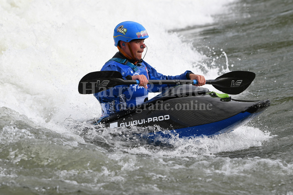 ICF CANOE FREESTYLE WORLD CUP 1 / PLATTLING | 2024 ICF CANOE FREESTYLE WORLD CUP 1 / PLATTLINGMen's Kayak Surface Final Ben HIGSON (Great Britain) #83 - Realisiert mit Pictrs.com