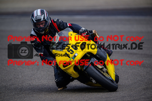 MaZZes_Fotomatrix_20250421_6007705_4510 | WEISS