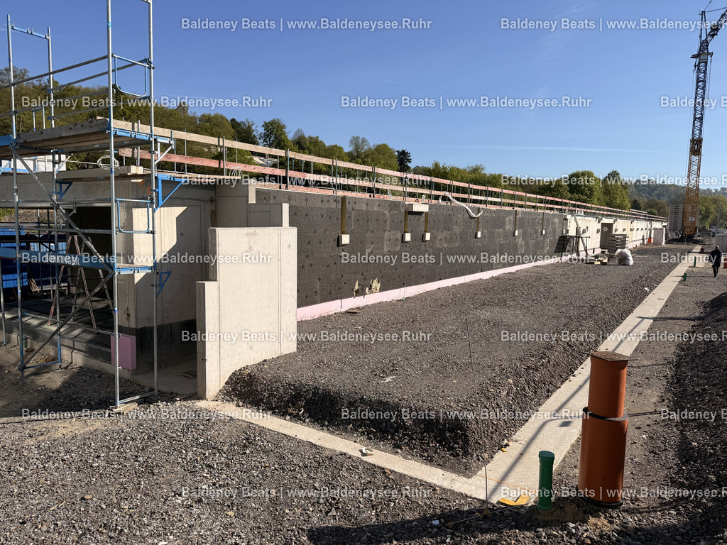 Bautagebuch - Regattatribüne Baldeneysee | Alle Nutzungsrechte vorbehalten. Jede Nutzung des Bildes bedarf einer gültigen Lizenz. Der Urheber- und Quellenhinweis „Foto: Cesar von Meissen / Baldeneysee.Ruhr“ ist bei jeder Veröffentlichung direkt am Bild anzubringen. Eine Weitergabe, Unterlizenzierung oder Weiterveräußerung an Dritte ist unzulässig. - Realisiert mit Pictrs.com