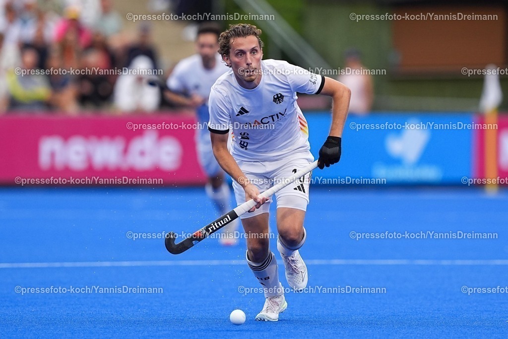 xydrx16082503049 | 16.08.2025, xydrx, Herren EuroHockey Championship 2025, Finale, Niederlande - Deutschland, Sparkassenpark Mönchengladbach: Johannes Große (GER #10)