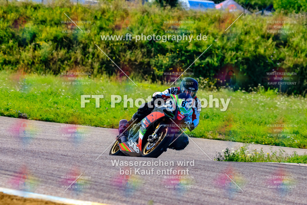 060-2349 | Hier findet Ihr Bilder von Touristenfahrten auf der Nürburgring Nordschleife oder von anderen Veranstaltungen die ich besucht habe. Viel Spass beim Durch Schauen 