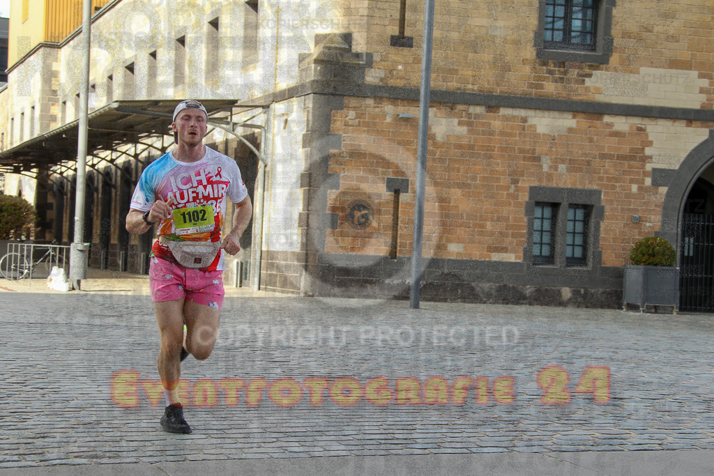 250920_1543_EV4_9497 | Sportfotografie im Rhein-Sieg Kreis, Köln, Bonn, NRW, Rheinland Pfalz, Hessen, etc. Unser Tätigkeitsfeld umfasst den Laufsport vom Volkslauf über den Marathon, Duathlon, Triathon bis zum Ultralauf wie Kölnpfad Ultra oder Schindertrail.