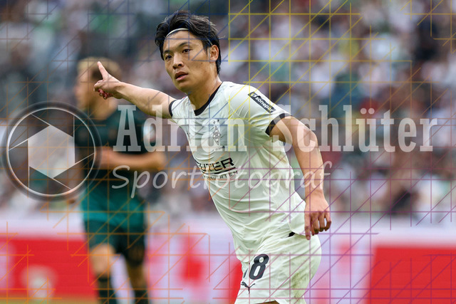 Borussia Mönchengladbach vs SV Werder Bremen - Bundesliga  | Mönchengladbach, Deutschland, 14.09.25:   Shuto Machino (Borussia Mönchengladbach) gestikuliert, Gestik waehrend des Spiels der Bundesliga zwischen Borussia Mönchengladbach vs SV Werder Bremen im Stadion im Borussia Park(Foto von Brauer-Fotoagentur / Adrian Schlueter)