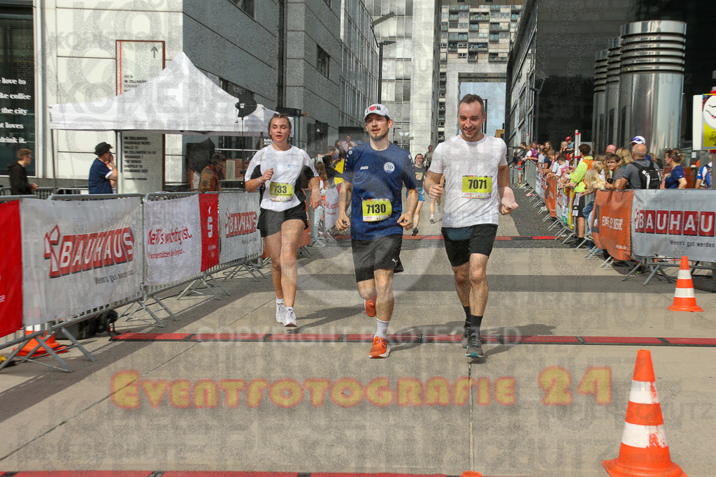 250920_1333_EX1_5488 | Sportfotografie im Rhein-Sieg Kreis, Köln, Bonn, NRW, Rheinland Pfalz, Hessen, etc. Unser Tätigkeitsfeld umfasst den Laufsport vom Volkslauf über den Marathon, Duathlon, Triathon bis zum Ultralauf wie Kölnpfad Ultra oder Schindertrail.