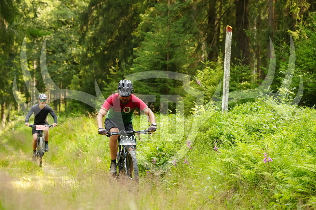 FC103209 | Fotogalerie der Treibjagd im Dunkelwald - Dein MTB Etappenrennen im Erzgebirge - Realisiert mit Pictrs.com