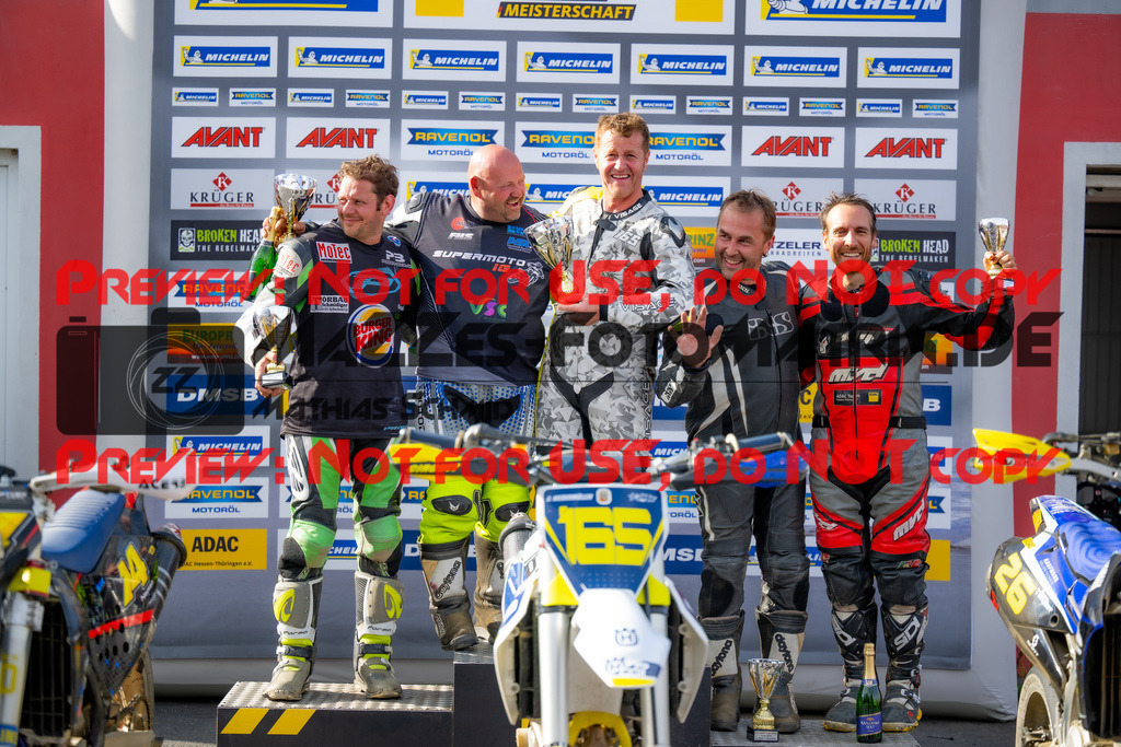 MaZZes_FotoMatrix_240713_6021986_8832 | UE40