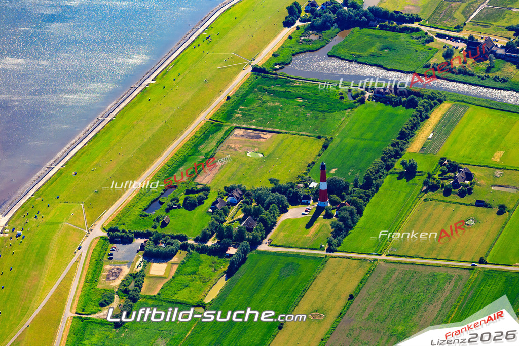 Die Luftbildaufnahme Kueste - Pellworm wurde 2018 mittels Flugzeug (keine Drohne) erstellt. Perfekte Schärfe und Druck- Auflösung- Garantiert!