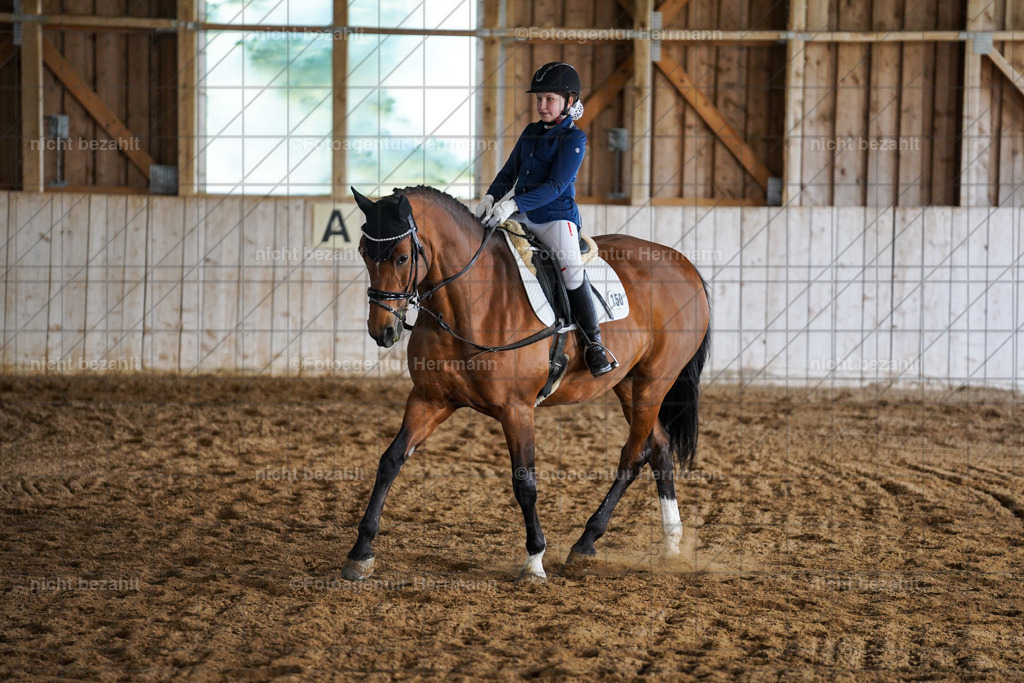 20230518-FAH03607 | Frühjahrsturnier, landberg am Lech, 2023, Reitclub Landsberg, Turnierbilder, Fotos Turnier Landsberg, Fotoagentur Herrmann, Turnierfotografen Bayern, reitsport Fotograf, Pferde Fotograf