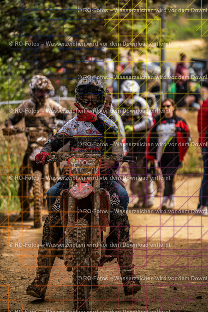 Sechshelden 2026 Sonntag  -919 | Sportfotografie von RO-Fotos: Motorsport, Motocross, Enduro, Laufveranstaltungen und Triathlon. Professionelle Fotos von Sportlern und Events. - Realisiert mit Pictrs.com