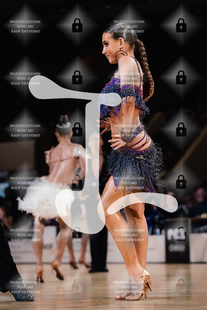 Goldstadtpokal 2025 - WDSF Open Latin Youth 4th (77) Tobias Ottner _ Melaniia Petrova (Austria)-2025-01-25-8939 | Webshop for digital downloads and prints of dance sport, event & show photographer Julian Link - Realisiert mit Pictrs.com