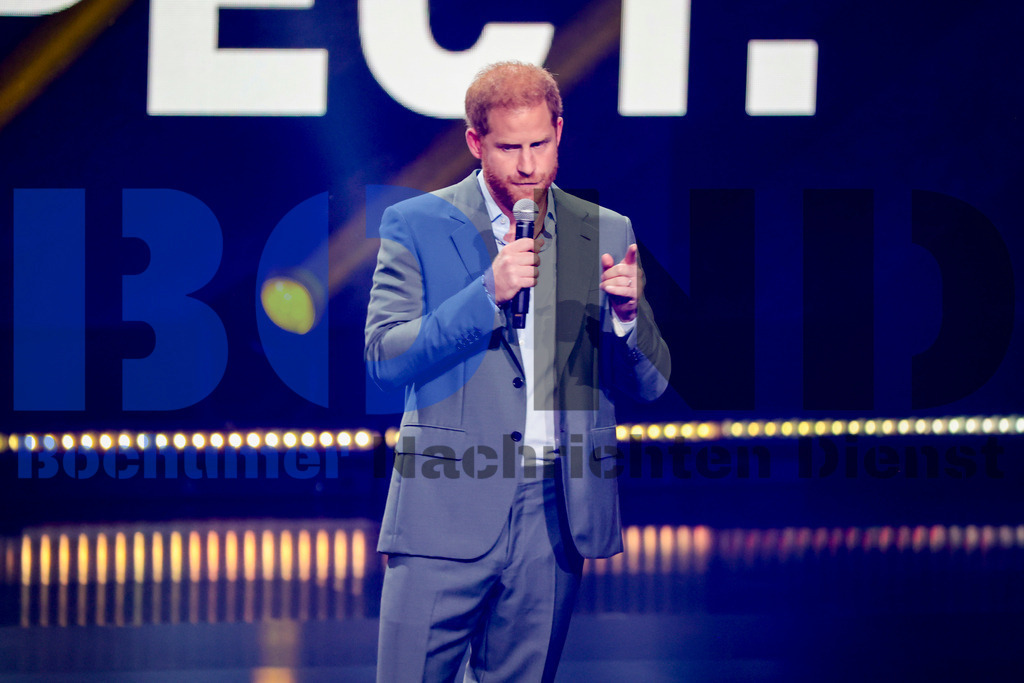  09.09.2023 - 
 | Sebastian Sendlak / Bochumer Nachrichtendienst (BOND) - Invictus Games 2023: Eroeffnungs-Zeremonie - Realisiert mit Pictrs.com