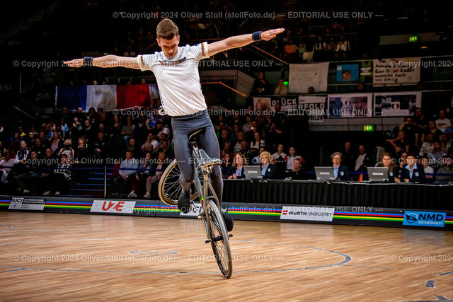 20241027OAS4930 | stollfotovideo - Realisiert mit Pictrs.com