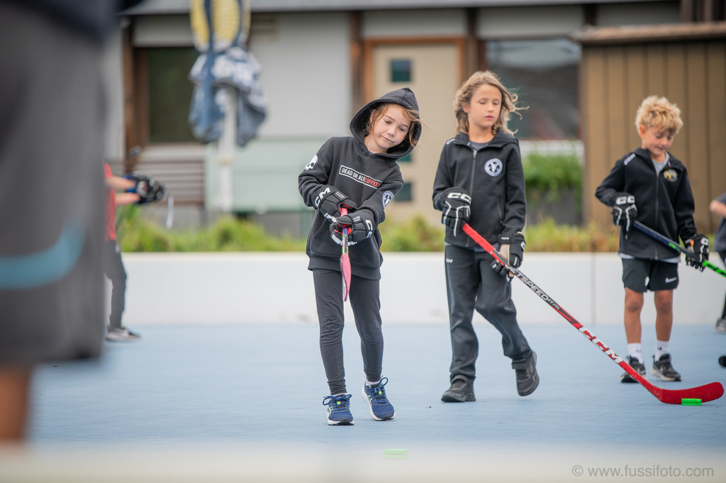 2025-09JP Hockey-Camp-Widnau-252 | "Fussifoto.com – Ihr Ansprechpartner für hochwertige Fotografie! Entdecken Sie kreative Bilder und professionelle Dienstleistungen. Kontaktieren Sie uns für Ihre Projekte!"