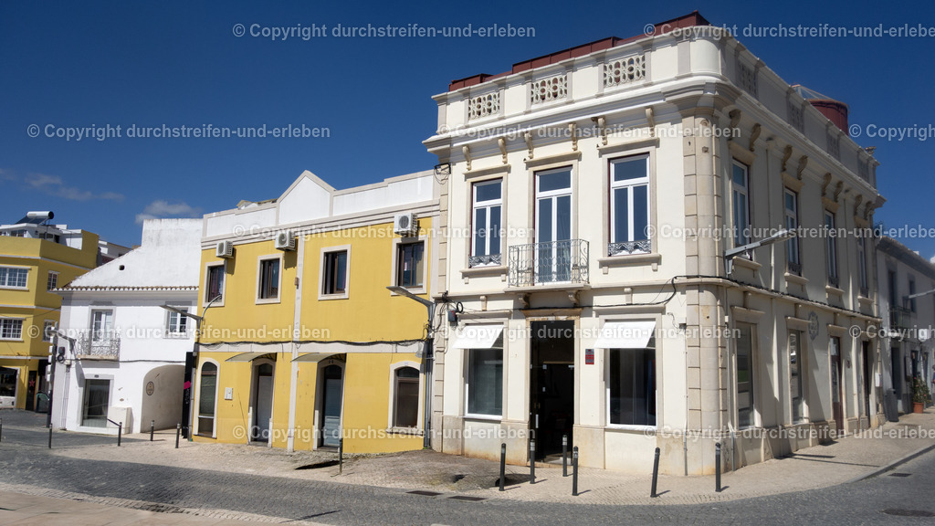 Eckgebäude im Neorenaissancestil 19. Jahrhundert Praça Dom Afonso, Loulé, Algarve | Eckgebäude im Neorenaissancestil 19. Jahrhundert Eckgebäude im Neorenaissancestil 19. Jahrhundert Praça Dom Afonso, Loulé, Algarve - Realisiert mit Pictrs.com