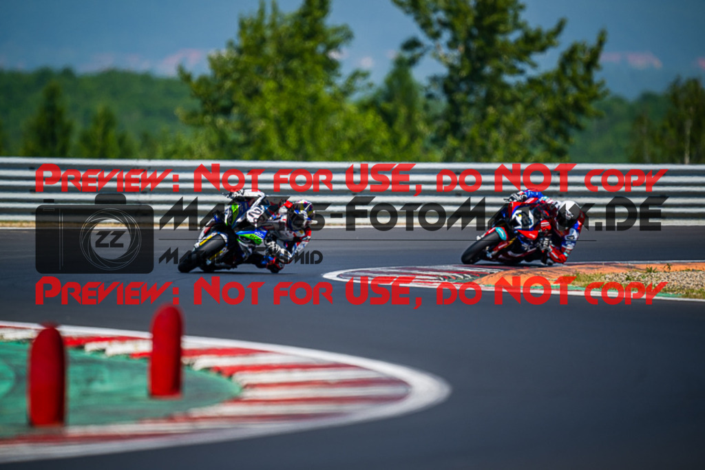 MaZZes_FotoMatrix_220626_0101 | IDM1000