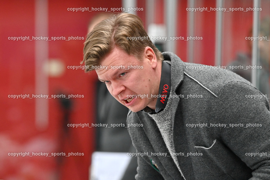 HDD Jesenice vs. EC Bregenzerwald 30.9.2022 | Headcoach EC Bregenzerwald JUURIKKALA Markus