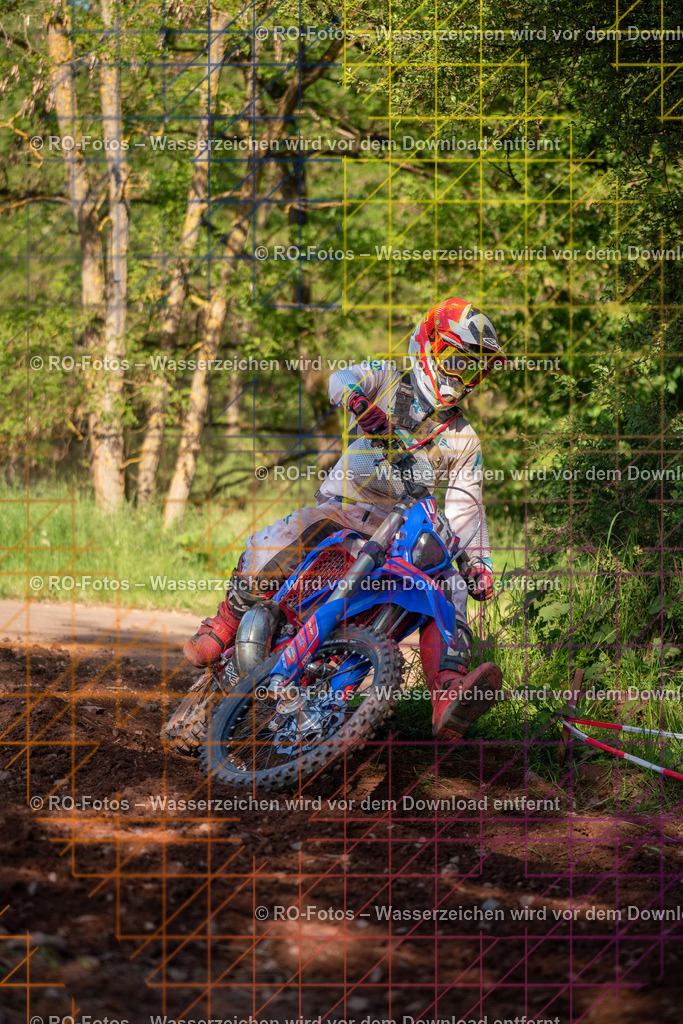 Wolfshausen 3 Lauf -1762 | Sportfotografie von RO-Fotos: Motorsport, Motocross, Enduro, Laufveranstaltungen und Triathlon. Professionelle Fotos von Sportlern und Events. - Realisiert mit Pictrs.com