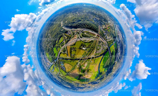 Duisburg241090050BAB-Kreuz-Kaiserberg | Luftbild, Baustelle Autobahnkreuz Kaiserberg, Autobahn A3 und Autobahn A40, Verkehrsstau, Erdkugel, Fisheye Aufnahme, Fischaugen Aufnahme, 360 Grad Aufnahme, tiny world, little planet, fisheye Bild, Duissern, Duisburg, Ruhrgebiet, Nordrhein-Westfalen, Deutschland