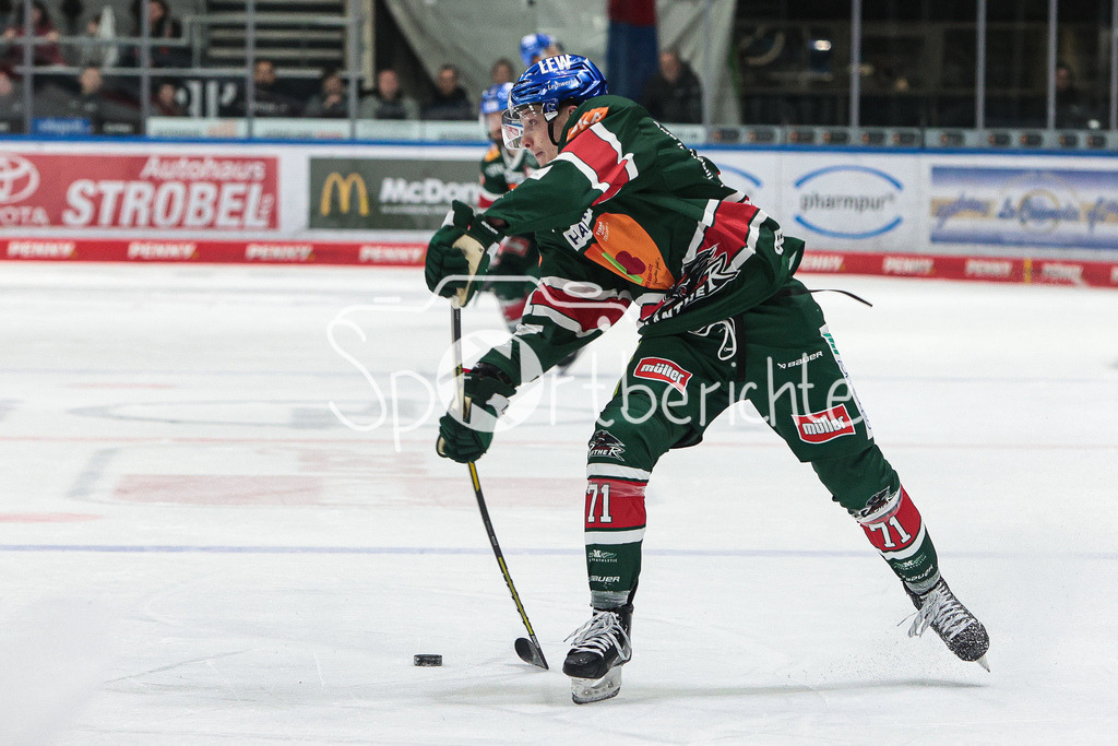 Augsburger Panther - Nuernberg ICE Tigers | Marcel BARINKA (AEV #71) am Puck
