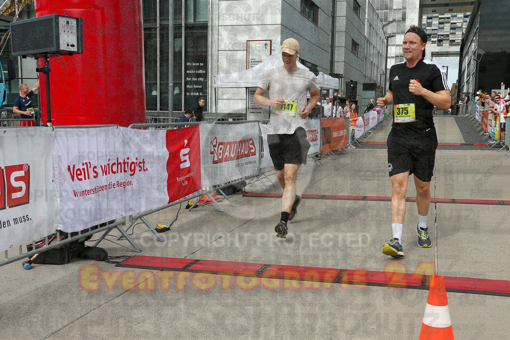 250920_1324_EX1_4375 | Sportfotografie im Rhein-Sieg Kreis, Köln, Bonn, NRW, Rheinland Pfalz, Hessen, etc. Unser Tätigkeitsfeld umfasst den Laufsport vom Volkslauf über den Marathon, Duathlon, Triathon bis zum Ultralauf wie Kölnpfad Ultra oder Schindertrail.