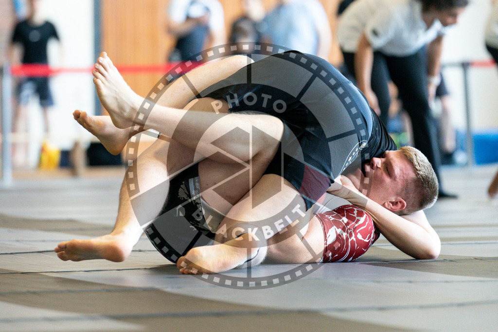 20240608PBB00303 | Fighters compete during the ILLCS VII summer edition luta livre competition in Hannover, Germany, on June 8, 2024.