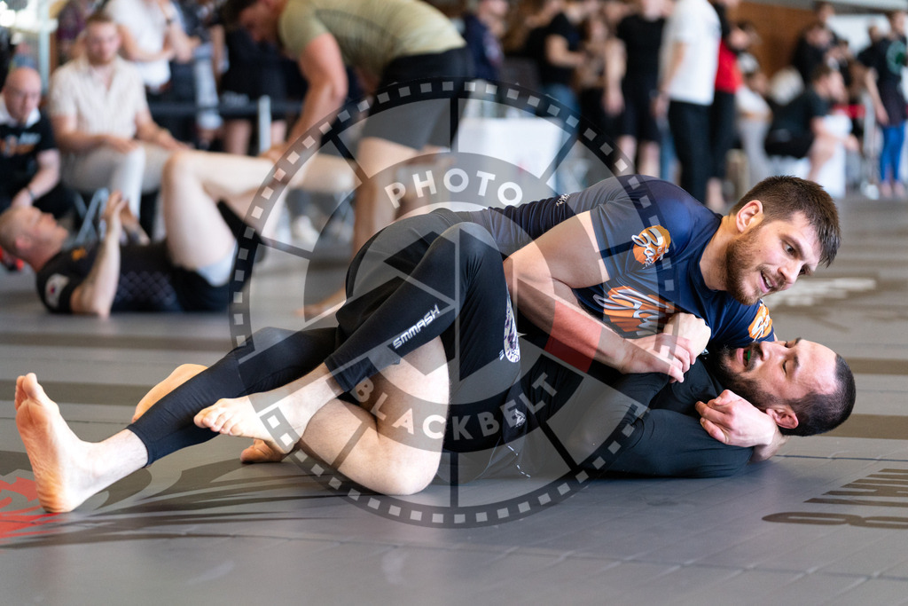 20240608PBB02289 | Fighters compete during the ILLCS VII summer edition luna livre competition in Hannover, Germany, on June 8, 2024.