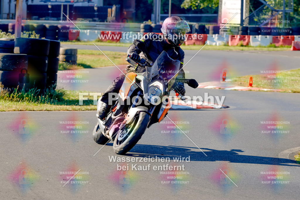 _MOT5234 | Hier findet Ihr Bilder von Touristenfahrten auf der Nürburgring Nordschleife oder von anderen Veranstaltungen die ich besucht habe. Viel Spass beim Durch Schauen 