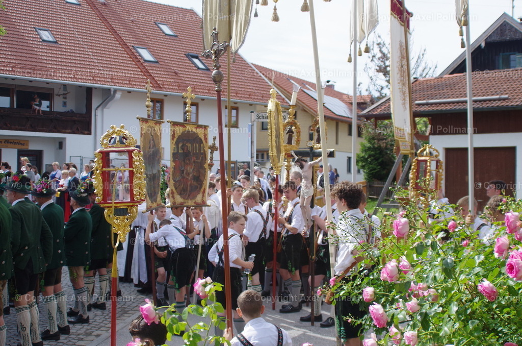 IMGP5023 | fotografiert von Axel PollmannLeonhardi Wallfahrt Benediktbeuern und Murnau, Fronleichnam, Fasching, Landschaft im Loisachtal und Benediktbeuern  - Realisiert mit Pictrs.com
