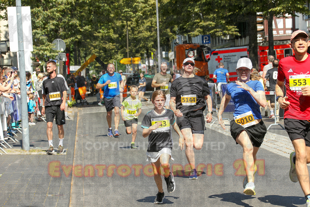 250621_1048_EX1_2686 | Sportfotografie im Rhein-Sieg Kreis, Köln, Bonn, NRW, Rheinland Pfalz, Hessen, etc. Unser Tätigkeitsfeld umfasst den Laufsport vom Volkslauf über den Marathon, Duathlon, Triathon bis zum Ultralauf wie Kölnpfad Ultra oder Schindertrail.
