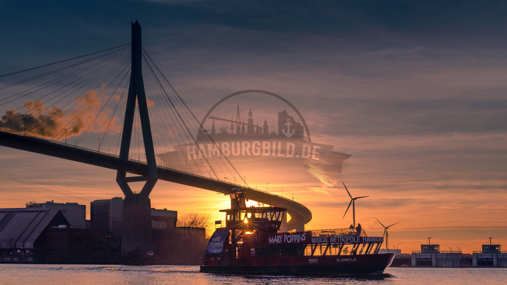 Hamburg-by-stativkunst.de-013 | Exklusive Hamburg collagen, tolle Segelbilder und viele weitere tolle Motive auf Leinwand, Poster, Alu-Dibond, u.v.m. findet Ihr bei uns auf hamburgbild.de. Findet Euer Wandbild für Euer Zuhause, Büro oder die  Praxis…. - Realisiert mit Pictrs.com