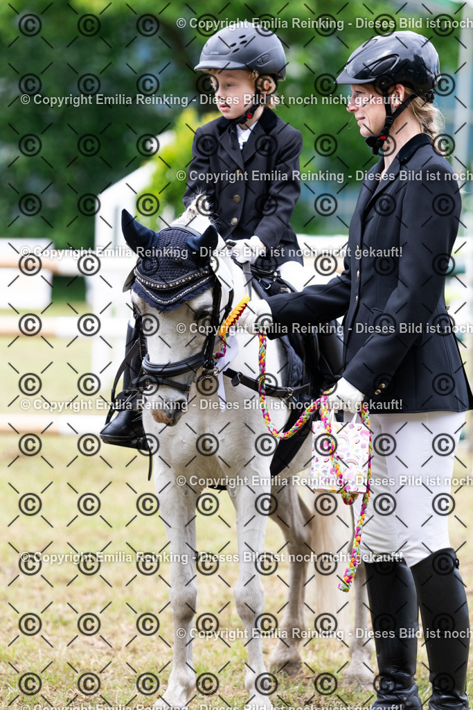 CL5A9360 | Emilia Reinking Fotografie - Realisiert mit Pictrs.com