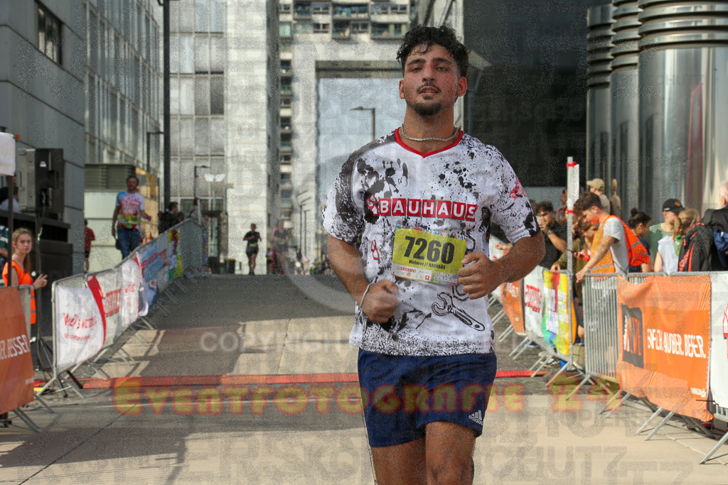 250920_1545_EX1_0608 | Sportfotografie im Rhein-Sieg Kreis, Köln, Bonn, NRW, Rheinland Pfalz, Hessen, etc. Unser Tätigkeitsfeld umfasst den Laufsport vom Volkslauf über den Marathon, Duathlon, Triathon bis zum Ultralauf wie Kölnpfad Ultra oder Schindertrail.