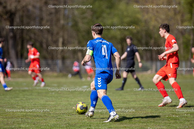 Fußball I Junioren I Saison 2025-2026 I DFB-Nachwuchsliga I 8. Spieltag I JFV Lübeck - 1. FC Magdeburg 143 | Max Kleinschmidt (4, 1. FC Magdeburg) - Realisiert mit Pictrs.com