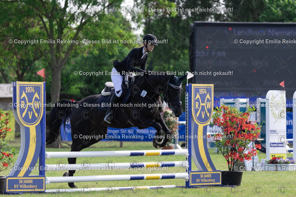 CL5A1281 | Emilia Reinking Fotografie - Realisiert mit Pictrs.com