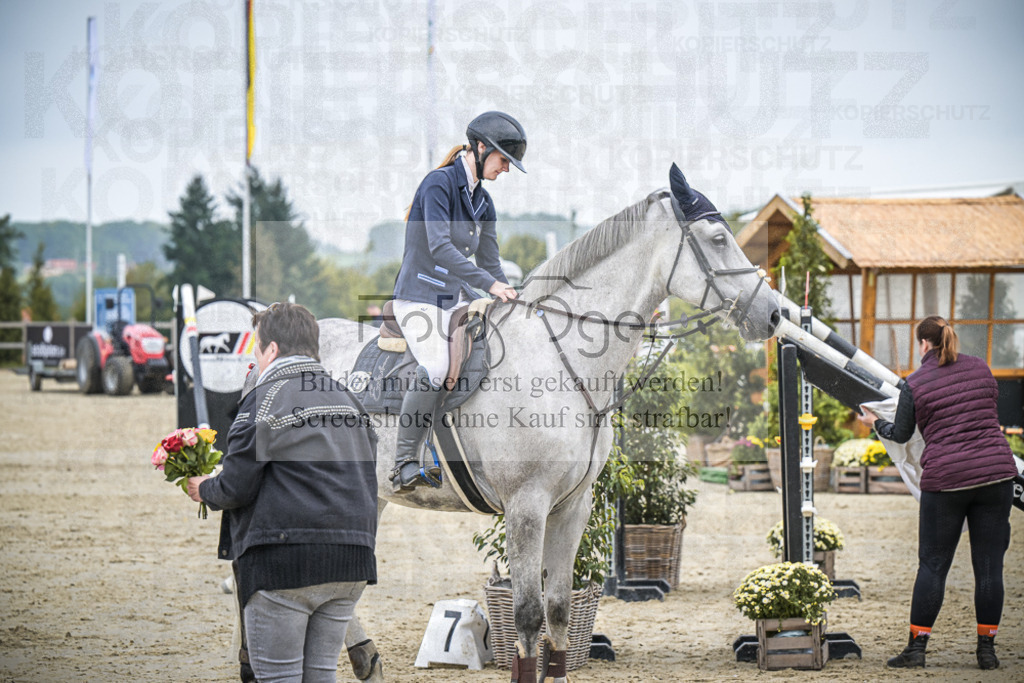 DOS_0106 | Entdecke hochwertige Reitturnierfotos von Foto Oger. Professionell, emotional und authentisch – jetzt Lieblingsmomente im Shop bestellen.Deutschlandweite Turnierfotografie. - Realisiert mit Pictrs.com