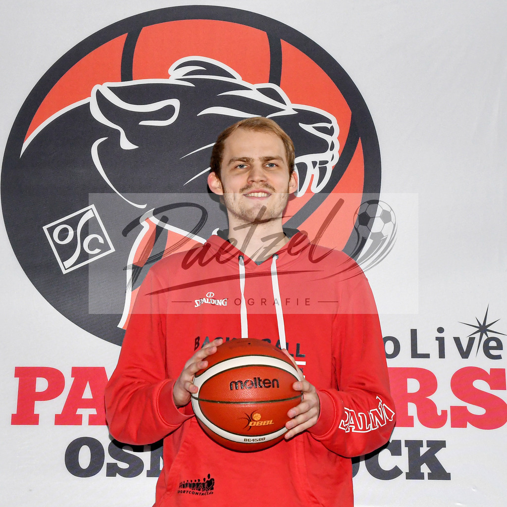 TEAOSC20201002_0042 | Basketball, Juniorinnen:   bei der Team Presentation der OSC Junior Panthers am 02.10.2020 in Osnabrueck, Deutschland. - Realisiert mit Pictrs.com