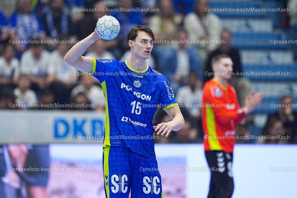 xYDRx11042601015 | 11.04.2026, xydrx, Handball, 1.HBL, VfL Gummersbach - HSG Wetzlar, Schwalbe-Arena: Miro Schluroff (VfL Gummersbach #15)   Photo: xYannisxDreimannxPressefotoKochx