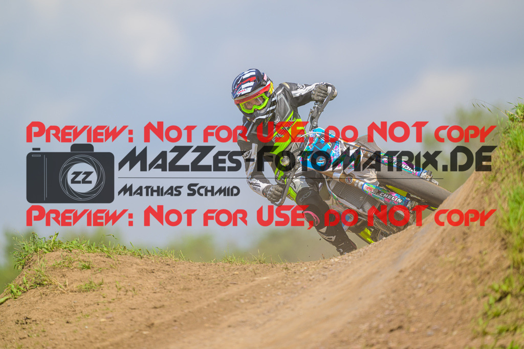 MaZZes_FotoMatrix_240622_6007705_0415 | S3