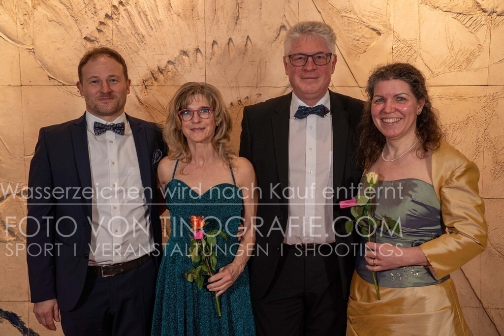 CCC_Frühlingsball_Teppich_byTINOGRRAFIE-111 | (c) TINOGRAFIE.COM