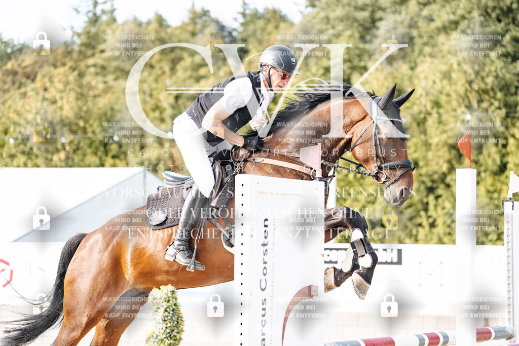 CK906546 | Turnierfotografie Pferdefotografie Trier Rheinland-Pfalz Pferdesport Reitsport Tierfotografie Sportfotografie Pferdevideo Pferdevideografie Equestrianvideography equestrianphotography  - Realisiert mit Pictrs.com