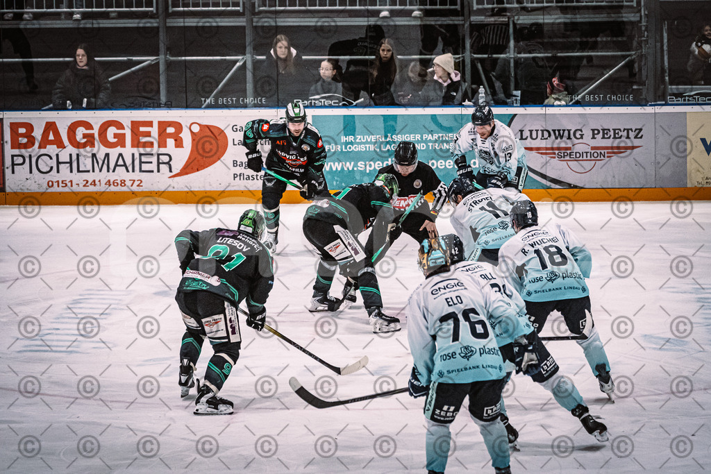 Alligators_vs_Lindau_21_12_2025-078 | Höchstadt Alligators Fotogalerie: Eishockey-Action aus Franken. Professionelle Spielfotos, Portraits & Stadionbilder zum Download. Jetzt entdecken! - Realisiert mit Pictrs.com