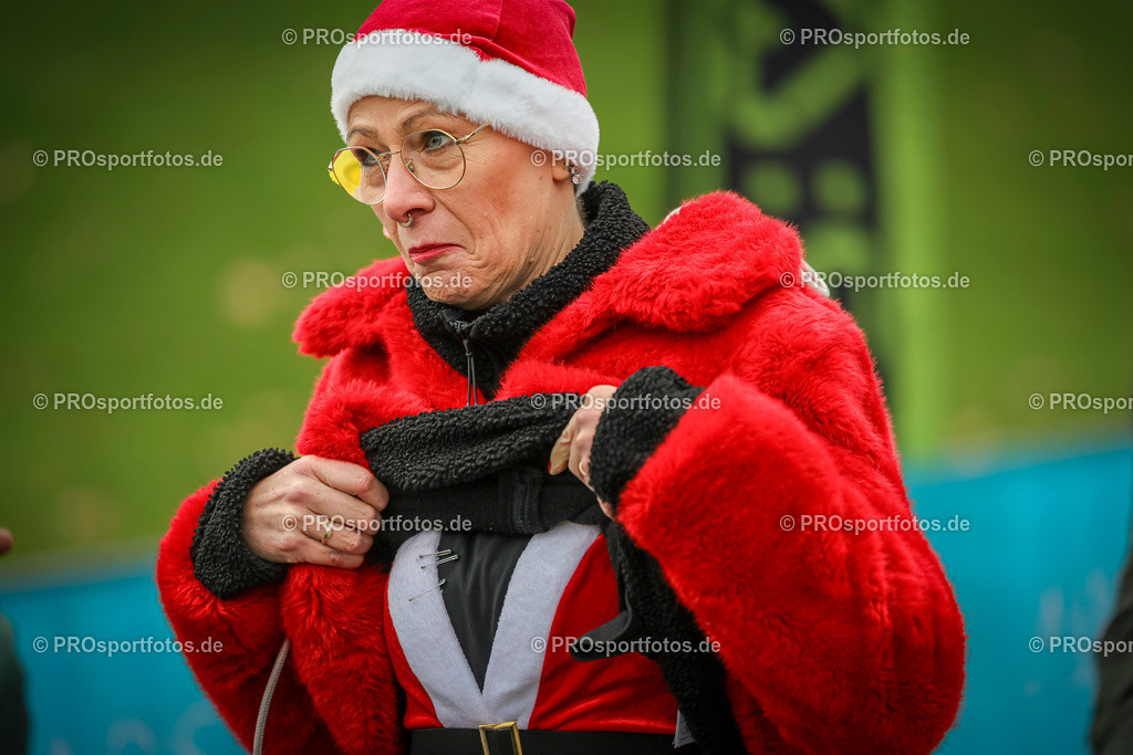 6. Bonner Nikolauslauf; Bonn, 14.12.2025 | Impressionen vom 6. Bonner Nikolauslauf am 14.12.2025 in Bonn (Nordrhein-Westfalen). 